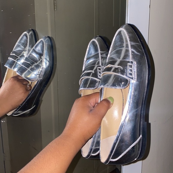 Michael Kors Connor Silver Loafer - Picture 5 of 7